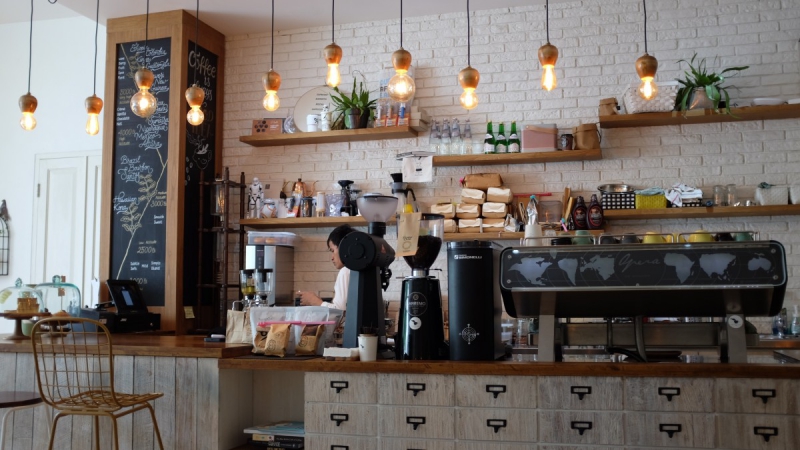 ecommerce-MONTFORT SUR ARGENS-min_coffee_shop_light_cafe_coffee_shop-32620